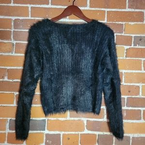 Pull&Bear Fuzzy Crop Sweater